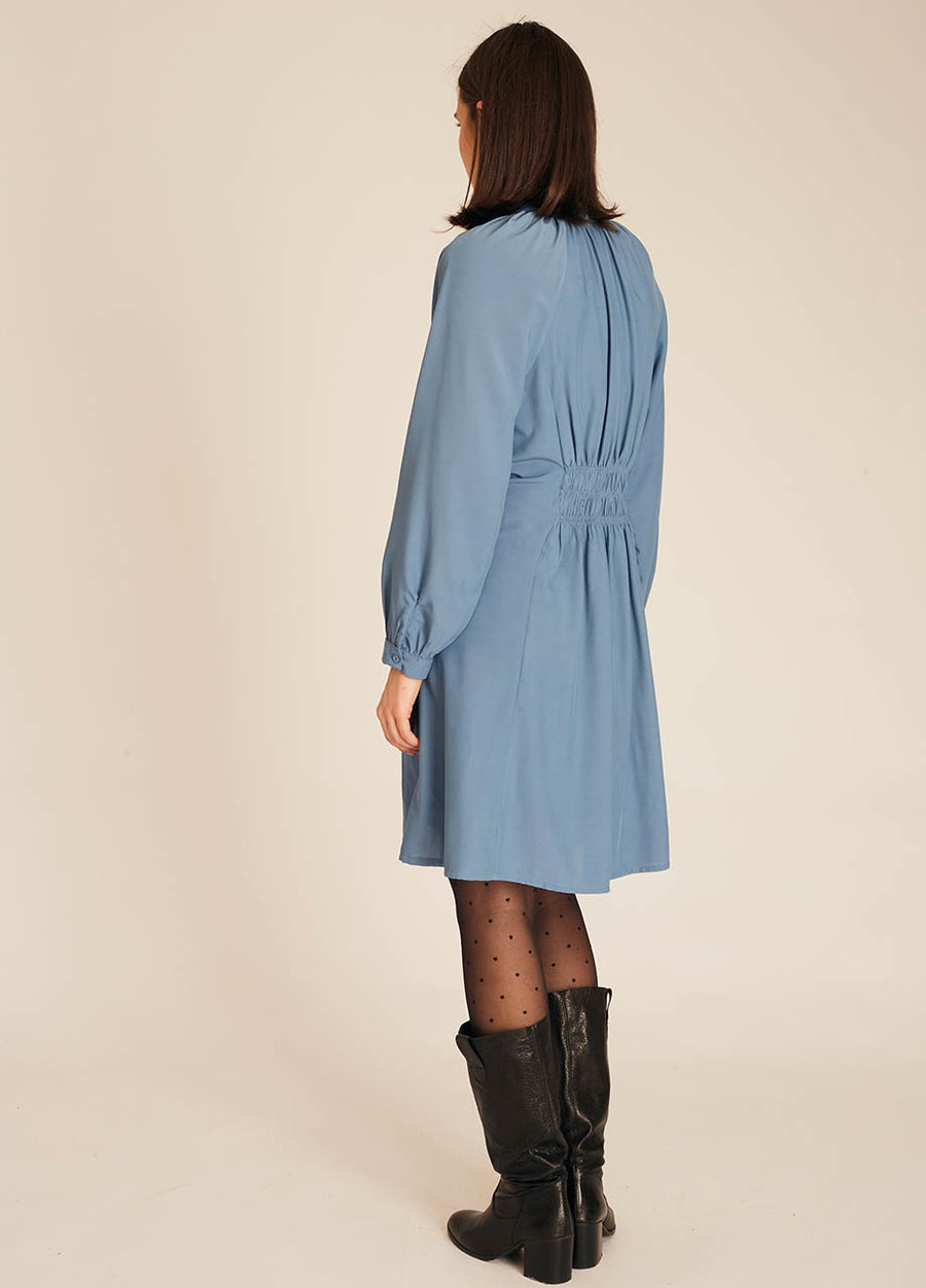 PUCKER SILKY DRESS BLUE