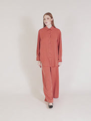 CAMISA LARGA DE TENCEL TOFFE