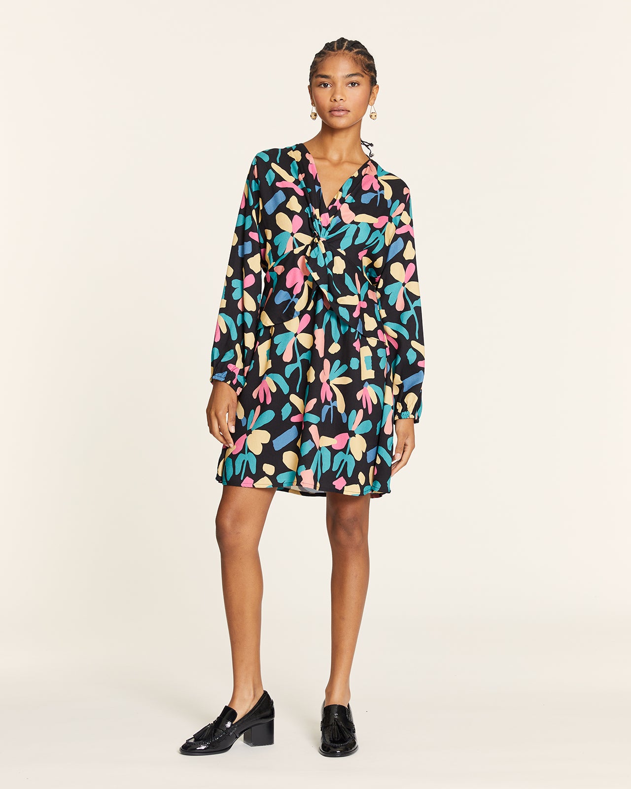 VESTIDO PÉTALOS CON VOLANTE